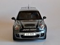 1:18 Kyosho Mini Cooper R56 S John Cooper Works 2008 Gris. Subida por Ricardo